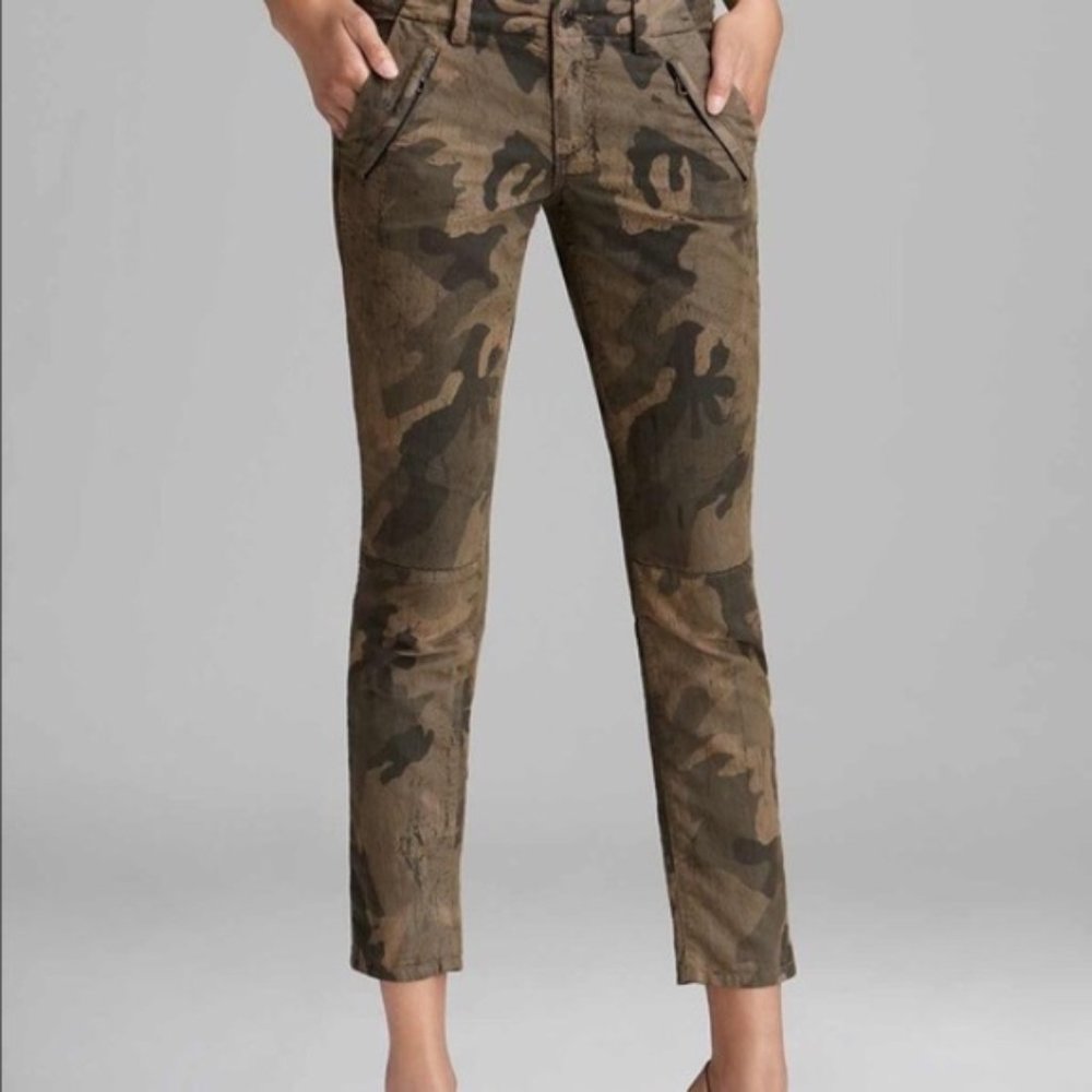 Joe's Jeans Camouflage Print Pants